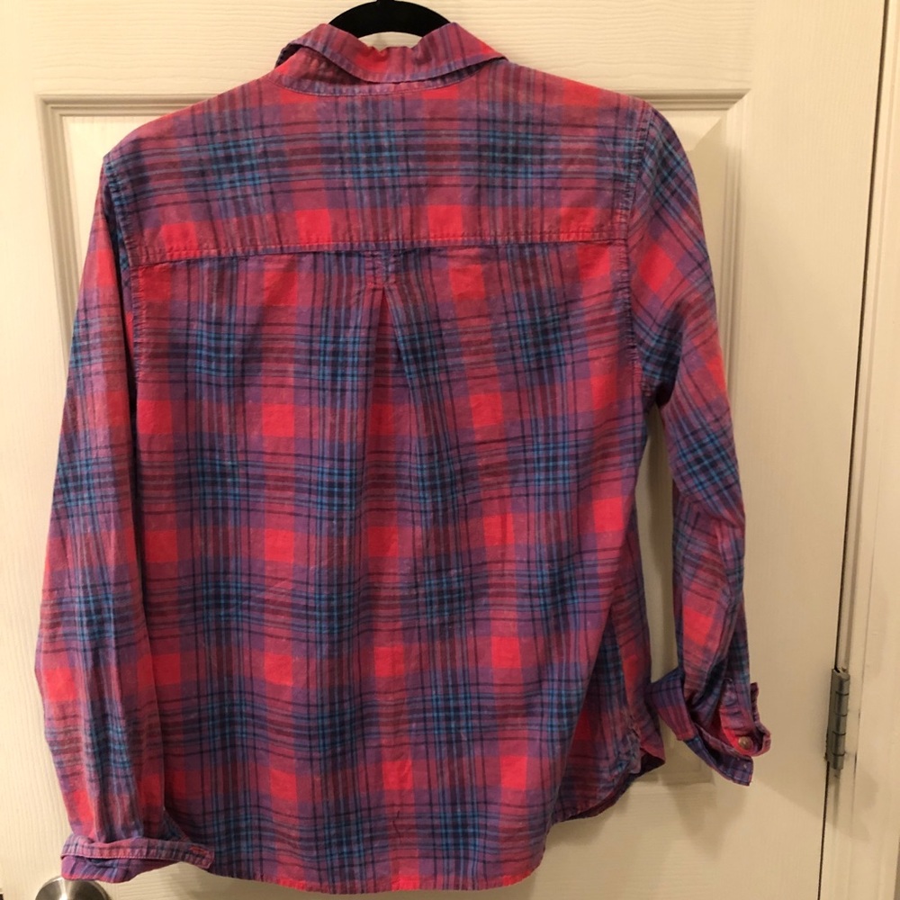 3/$15💥Plaid Button Up - Picture 4 of 4